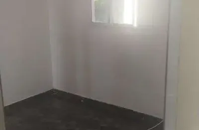 Apartamento 522 em otimo estado de conservacao, com 2 dormitorios, sala, cozinha, banheiro, area de servico e vaga de garagem