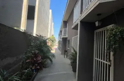 Casa em condomínio fechado com 2 quartos à venda na Rua Carapebus, 52, Vila Cosmopolita, São Paulo