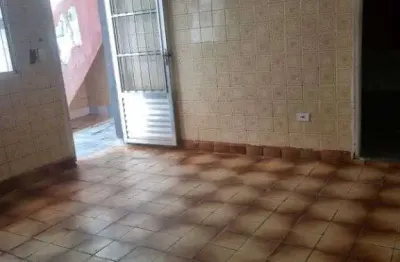 Casa com 2 quartos à venda na rua marieta baldez, 63, jardim marabá, são paulo, 180 m2 por r$ 240.000