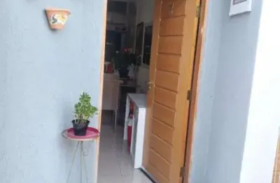 Casa em condomínio fechado com 2 quartos à venda na rua luiz de almeida fernandes, 448, itaquera, são paulo por r$ 330.000