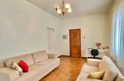 Casa com 3 quartos à venda na Rua Antônio Dias, Santo Antônio, Belo Horizonte