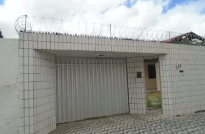(ca1768) excelente casa localizada no damas medindo 716,76m²