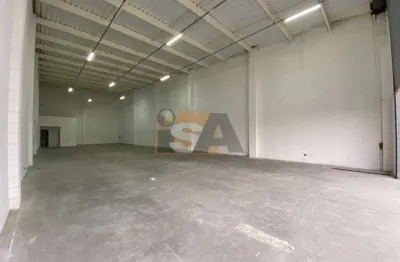 Galpão comercial, na descida do viaduto, no bairro de calmon viana em poá/sp.