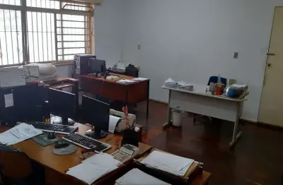 Casa comercial à venda na Rua Mirambava, 585, Centro, Suzano