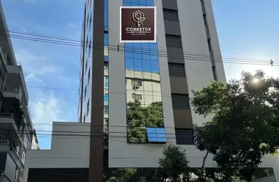 Excelente cobertura a venda na savassi sendo 3 qts 3 suts 3 vagas  220m².