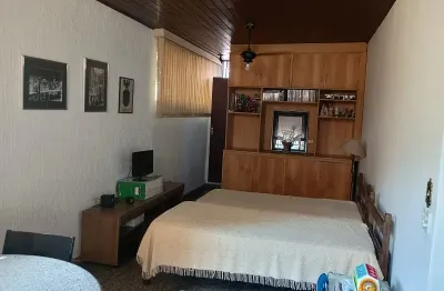 Casa com 3 quartos à venda na Santa Amélia, Belo Horizonte 