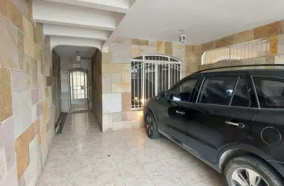 Casa com 5 quartos para alugar no Jardim Ester, São Paulo 