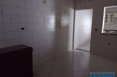 Casa com 4 quartos para alugar na Vila São Francisco, São Paulo 