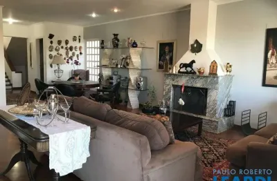 Casa com 4 quartos à venda no Parque dos Príncipes, São Paulo 