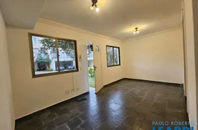 Casa em condomínio fechado com 3 quartos à venda na Vila São Francisco, São Paulo 