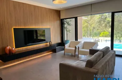 Casa com 3 quartos à venda no Colinas da Anhangüera, Santana de Parnaíba 