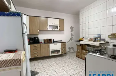 Casa com 9 quartos à venda na Vila Yara, Osasco 