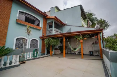 Casa com 3 quartos à venda na Rua Agata, 81, Parque Monte Alegre, Taboão da Serra