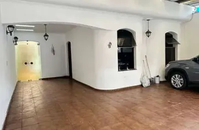Casa com 4 quartos à venda na Rua Iacri, 89, Vila Carrão, São Paulo, 280 m2 por R$ 1.300.000