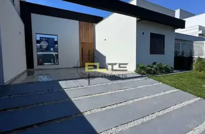 Casa à venda, de 3 dormitórios, sendo 1 suíte e piscina no bela vista, em palhoça/sc