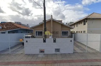 Casas geminadas à venda, de 2 dormitórios, sendo 1 suíte na barra do aririú, em palhoça/sc