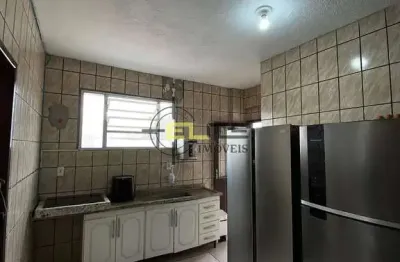 Apartamento à venda, de 2 dormitórios, sacada no estreito, em florianópolis/sc
