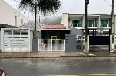 Casa de 2 dormitórios no loteamento jardim botânico, potecas/são josé.