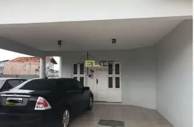 Ampla casa com 3 dormitórios semi-mobiliada com área de salão de festas em rio grande/palhoça.