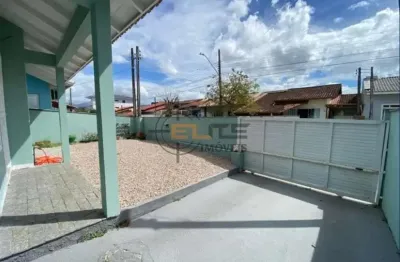 Casa com 3 quartos à venda na rua das carambolas, 100, madri, palhoça por r$ 580.000