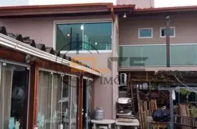 Casa com 3 quartos à venda na rua porto alegre, 9, praia de fora, palhoça por r$ 950.000