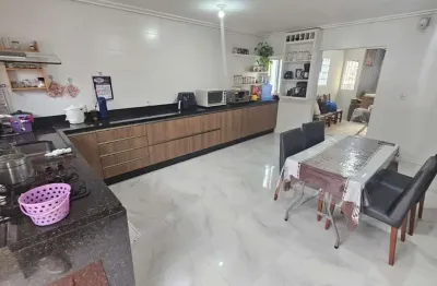 Casa com 2 quartos à venda na rua olávio de biase, 500, barra do aririú, palhoça por r$ 429.000