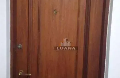 Excelente apto duplex mobiliado com 1 suite com closet e vaga de garagem na aclimação