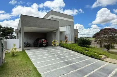 Casa  de Condomínio com 3 dormitórios, sendo 1 suíte  à venda, 430 m² por R$ 1.600.000 - Condomínio Village Araçoiaba - Araçoiaba da Serra/SP