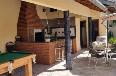 Casa com 4 quartos à venda na Barão De Loreto, Nova Londres, Londrina