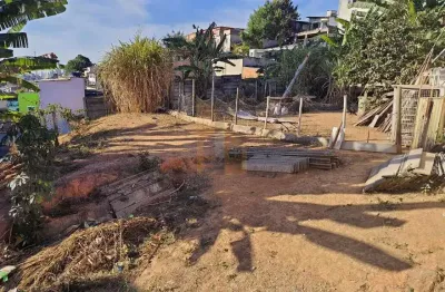 Terreno à venda na Rua Gabriel Soares, 75, Nova Esperança, Belo Horizonte