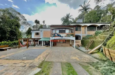 Luxuosa casa em condomínio à venda em taboão da serra-sp, jardim salete: 3 quartos, 3 suítes, 3 salas, 5 banheiros, 6 vagas, 398m².