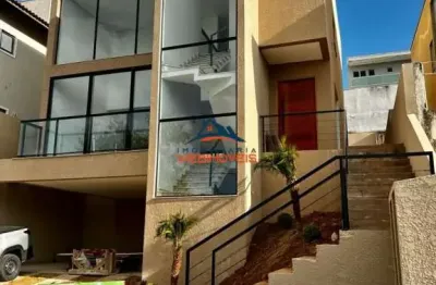 Casa em condomínio de luxo à venda em cotia-sp, residencial dos lagos: 3 quartos, 3 suítes, 2 salas, 4 banheiros, 4 vagas, 226,91 m²