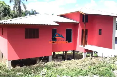 Casa em condomínio à venda em cotia-sp: 3 quartos, 1 suíte, 3 salas, 3 banheiros, 4 vagas de garagem, 330m²