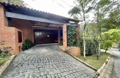 Casa de alto padrão em condomínio de luxo em palos verdes, carapicuíba-sp: 3 quartos, 3 suítes, 3 salas, 4 banheiros, 8 vagas, 321,32 m².