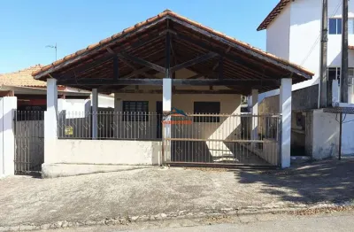 Casa em condomínio à venda ou locação em cotia-sp - 2 quartos, 2 salas, 1 banheiro, 2 vagas de garagem - bairro das pedras - 170 m².