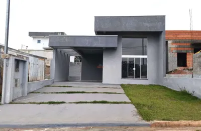 Excelente oportunidade! casa em condomínio à venda em cotia-sp, bairro pereiras, com 3 quartos, 1 suíte, 3 salas, 2 banheiros, 2 vagas de garagem e 100m².