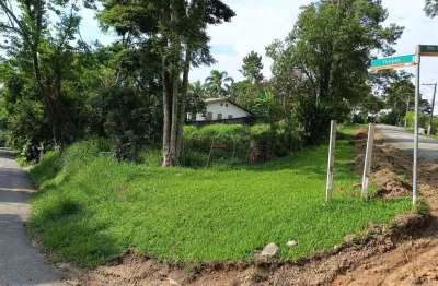 Terreno no condomínio de luxo em carapicuíba-sp, bairro chácara santa lúcia dos ypes: 1.490,00 m² de pura oportunidade!