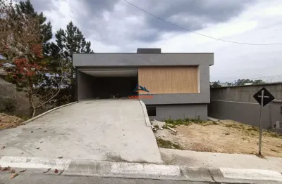 Casa em condomínio de luxo no centro de vargem grande paulista-sp: 4 quartos, 2 suítes, 2 salas, 2 banheiros, 4 vagas, 260m²!