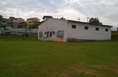 Galpão Comercial de Alto Padrão no Centro de Cotia-SP: 5 Salas, 5 Banheiros, 10 Vagas de Garagem, 632m² de Área. Venha Conferir!