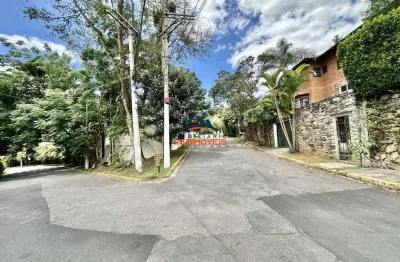 Luxuosa Casa em Condomínio à Venda em Carapicuíba-SP, Recanto Impla, 3 Quartos, 3 Suítes, 6 Salas, 7 Banheiros, 3 Vagas, 574,80 m².