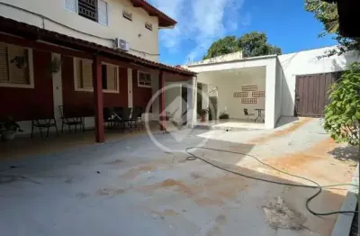 Casa com 14 quartos para alugar na Rua 115C, Setor Sul, Goiânia