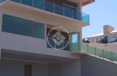 Sobrado em condomínio 3 quartos - condomínio do lago