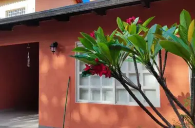 Casa com 3 quartos para alugar na Rua Marechal Floriano, Casa 2, Parque Anhangüera, Goiânia