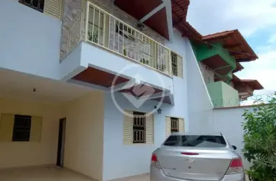 Casa com 3 quartos à venda na Avenida do Líbano, Jardim Santo Antônio, Goiânia