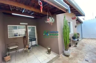 Linda e confortável casa no condomínio  xandica , bairro agua branca -piracicaba