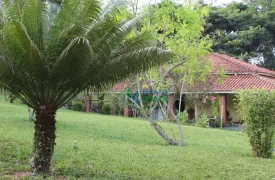 Chácara com 3 dormitórios à venda, 6 m² por R$ 890.000,00 - Águas de São Pedro - Águas de São Pedro/SP