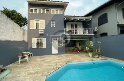 Casa com 4 quartos à venda na Rua Álvaro Cardoso, Estreito, Florianópolis
