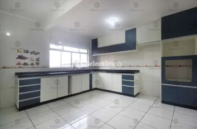 Casa com 3 quartos à venda na Rua Petrópolis, --, Parque Alvorada, Mauá