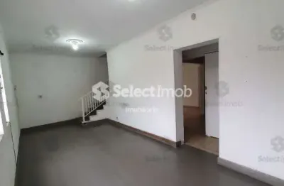 Casa com 1 quarto para alugar na Rua São Mateus, --, Matriz, Mauá