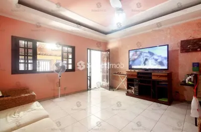 Casa com 3 quartos para alugar na Rua Davi Gonçalves, --, Jardim Campo Verde, Mauá
